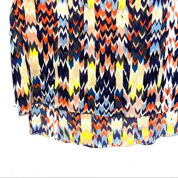 Anthropologie Maeve 100% Silk Multicolor Chevron Print Blouse Small Women’s - Picture 7 of 14